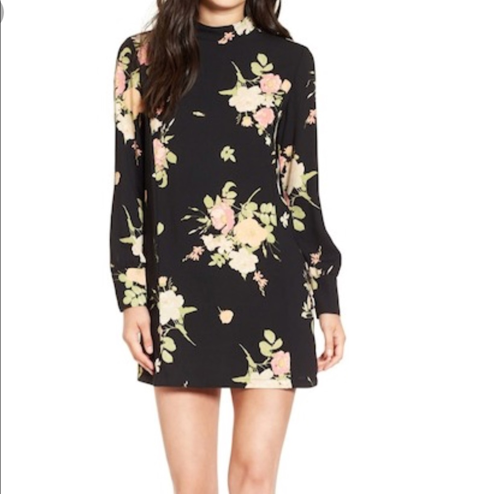 Adorable floral dress/tunic